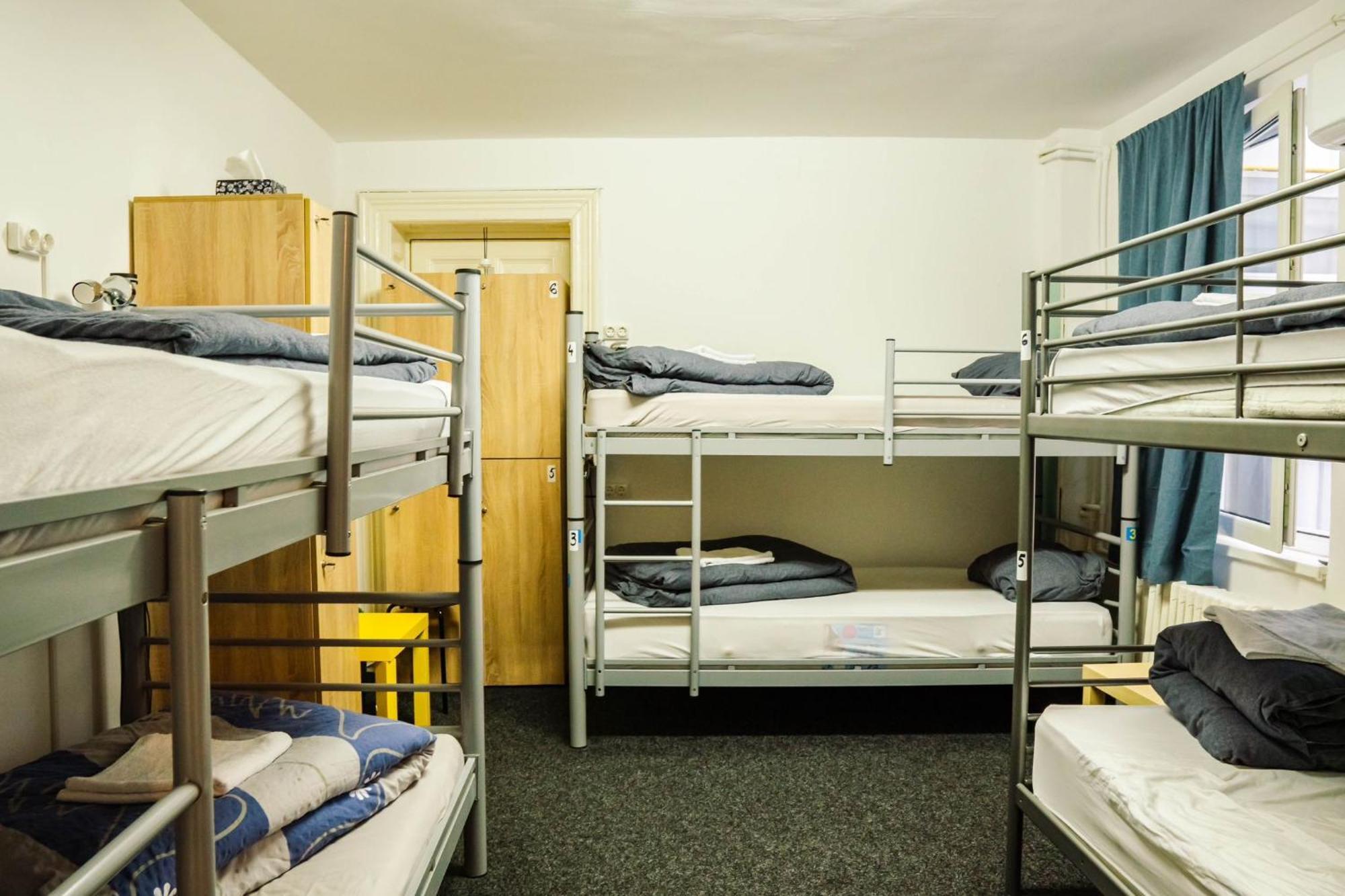 Hostel Sport Бухарест Екстер'єр фото