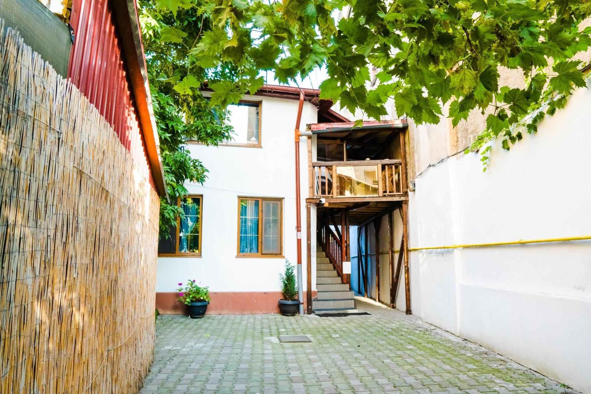 Hostel Sport Бухарест Екстер'єр фото