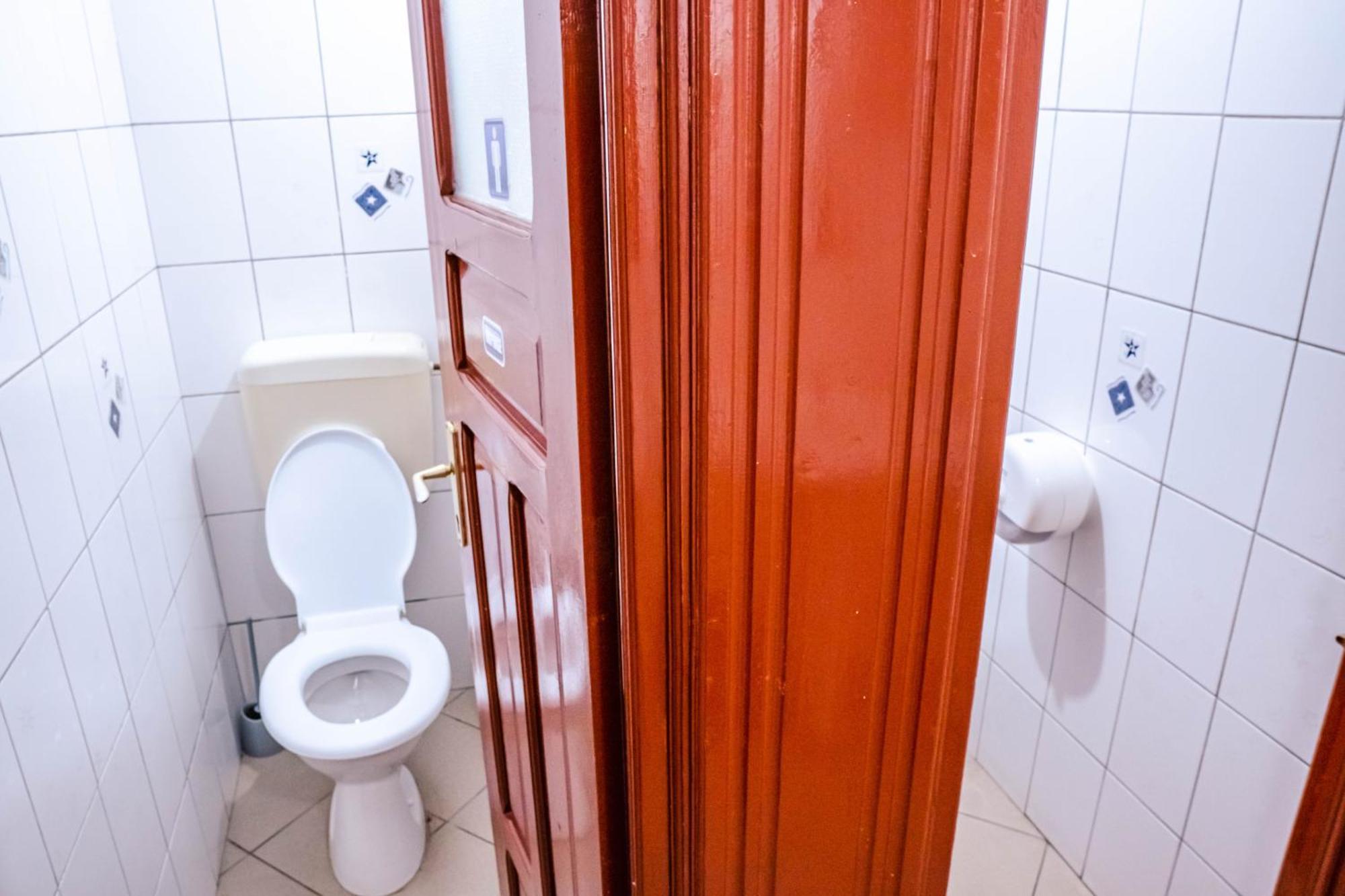 Hostel Sport Бухарест Екстер'єр фото