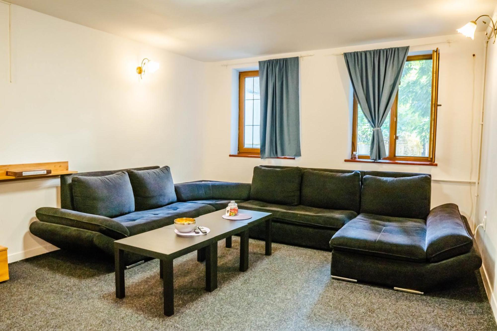 Hostel Sport Бухарест Екстер'єр фото