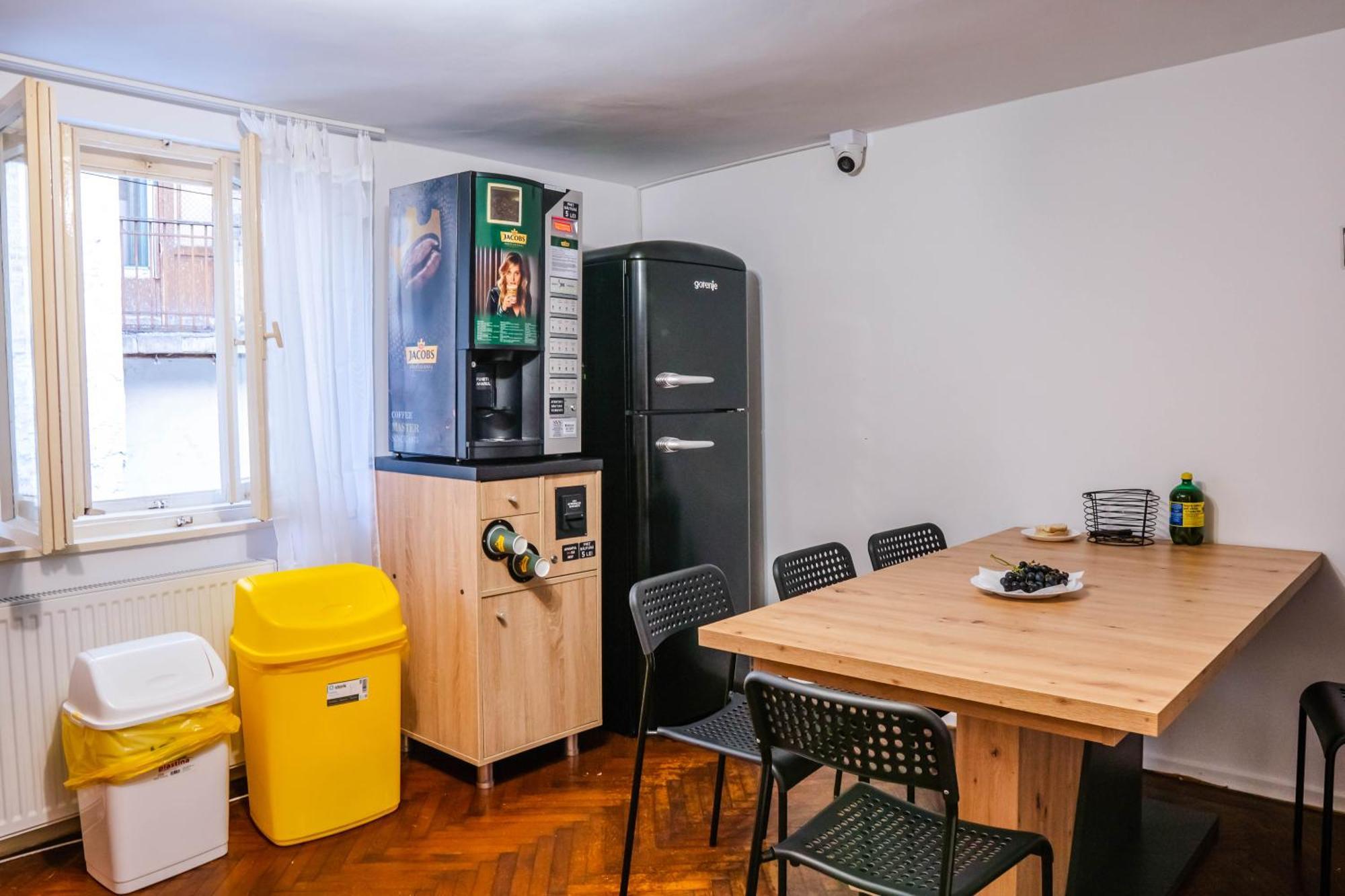 Hostel Sport Бухарест Екстер'єр фото