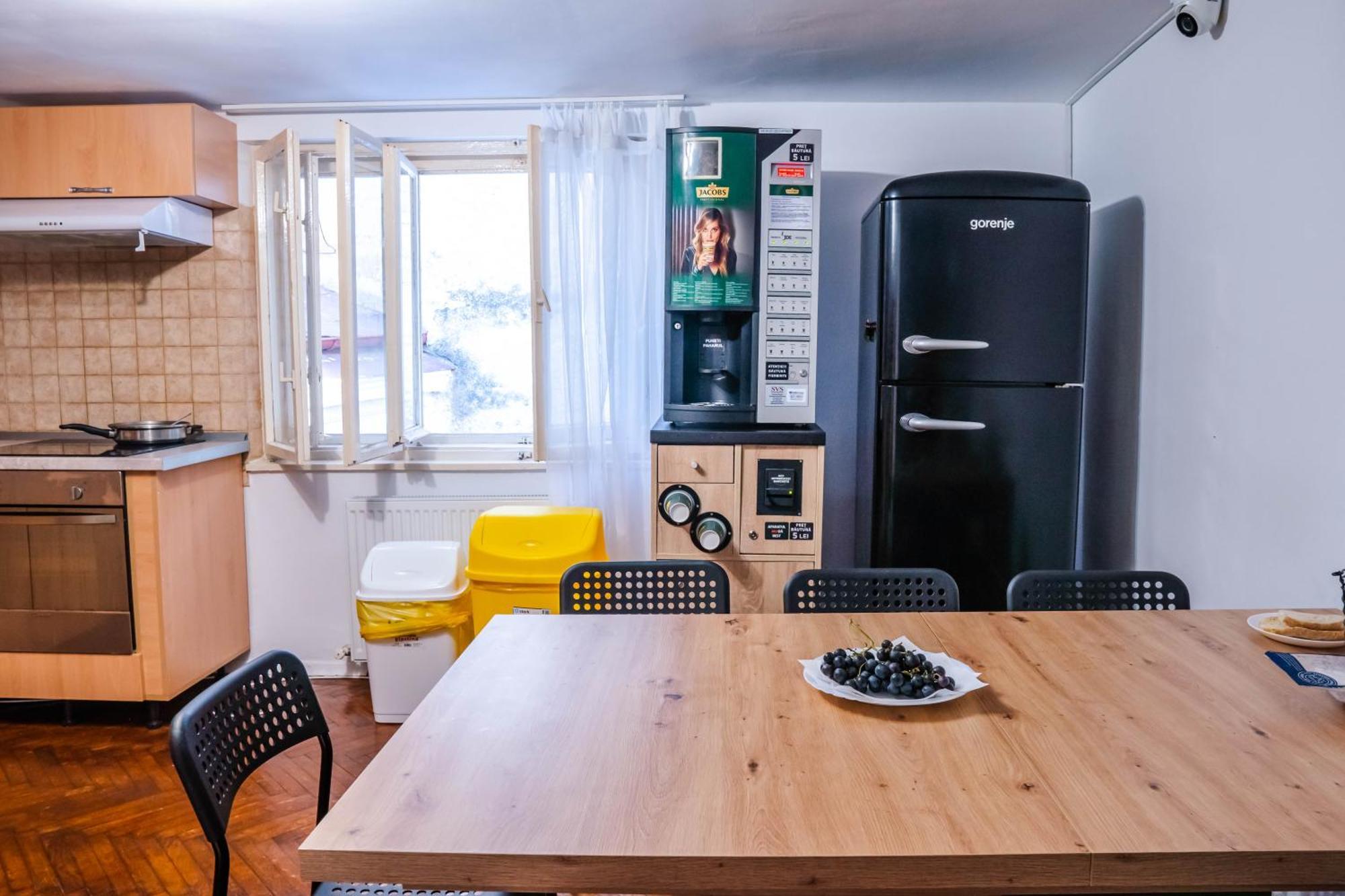 Hostel Sport Бухарест Екстер'єр фото